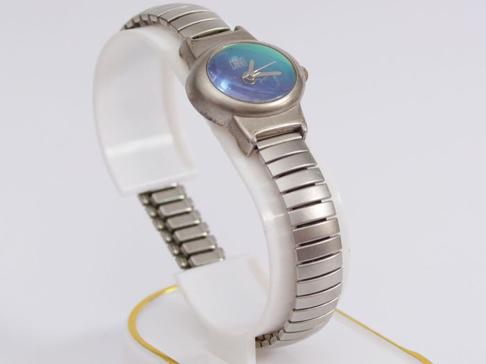 Vintage Ladies Carvel  Quartz Watch