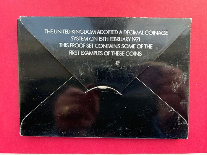 Decimal Coinage Of Great Britain And Northern  Ireland  Proof Set 1971
