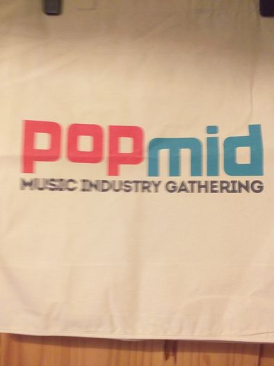 Trendy Canvas Bag.