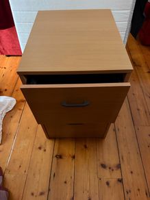 filing cabinet , two drawer