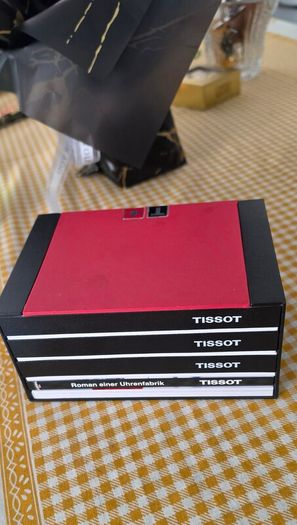 Tissot Box