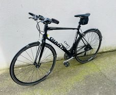 Giant Rapid hybrid bike