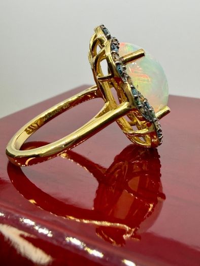 Diamond  Halo Statement Ring