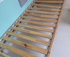 bed frame single
