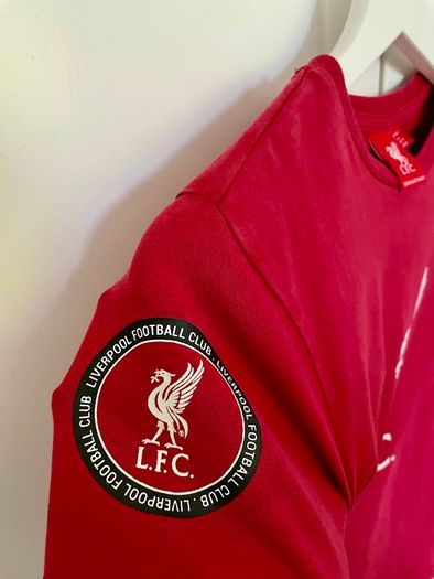 Boys Liverpool T-shirt 9/10 years old