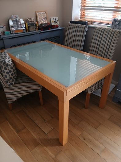 dinning table