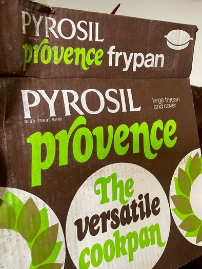 New Vintage Pyrosil Casserole Dish Spice of Life La Romarin 1970s with Lid and Original Box Unused