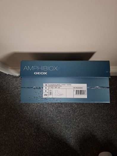Brand new Geox AMPHIBIOX suede boots