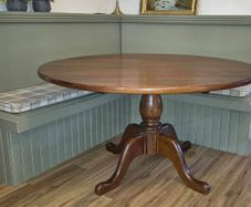 Circle Table