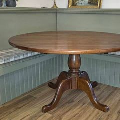 Circle Table