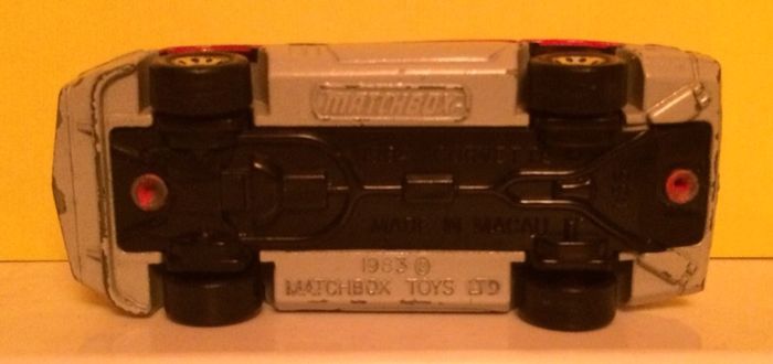 Matchbox 1-75 1984 Corvette