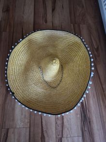 Sombrero hat 30inches diameter
