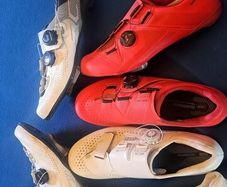 Shimano RC3 Road Shoes  Shimano RC5 cycling shoes  Shimano RC7  Road