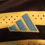 Arsenal jersey ((Adult)) Image 3