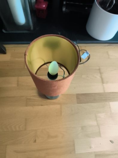 Table lamp