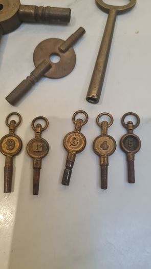 Antique pocket watch keys