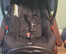 Newborn Carseat with Isofix base