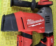 Milwaukee 28 V   Sds Drill