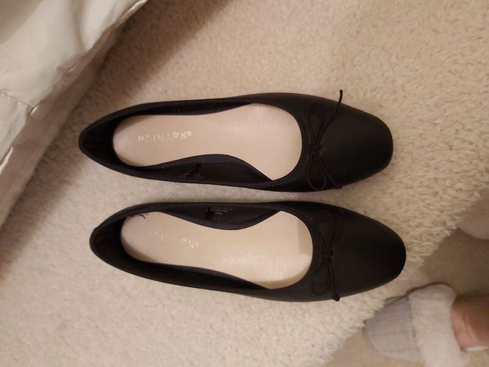 Ladies flats