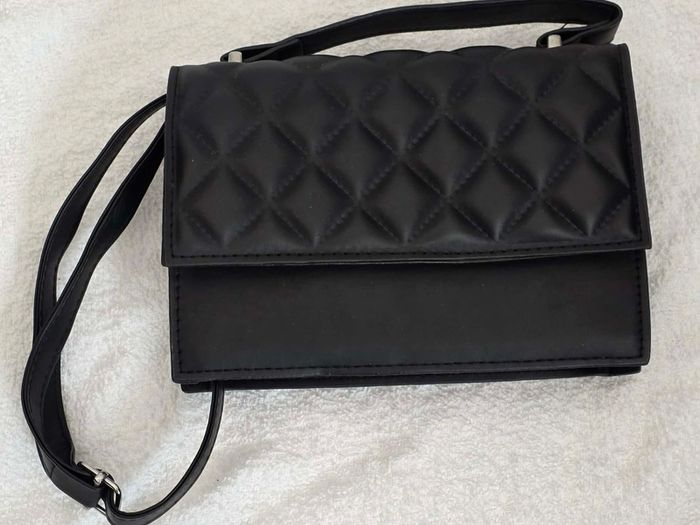 Handbags- bundle of used bags