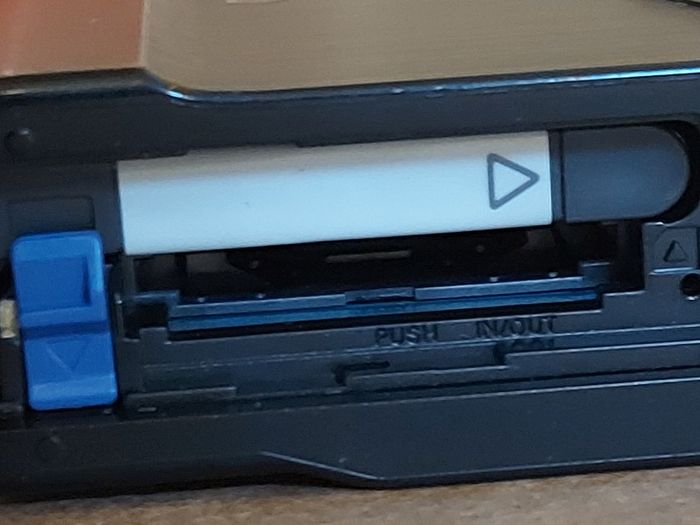 Sony Cyber-shot, Model DSC-W800, 20.1 Megapixels, 5 x optical Zoom, Battery Charged, Tested Fine, No Memory Card, Excellent Cosmetic Condition and working great