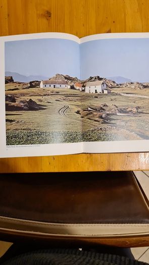 The Country Life Picture Book Of Ireland. Beautiful Large Volume Hardback In Very Good Condition. 32.