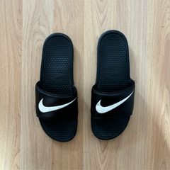 Nike Sliders UK12