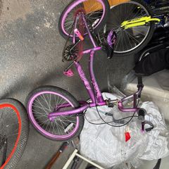 Girls bike 20inch