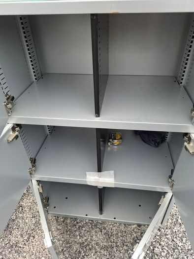 storage  lockers