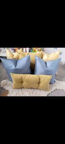 Pillow set