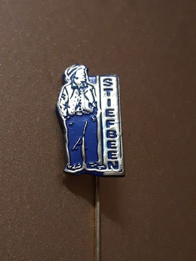 Vintage Lapel Pins  X 9. ( 1960s )