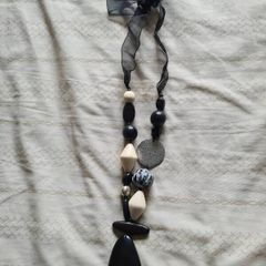 Black & White Necklace