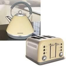 Kettle and Toaster set