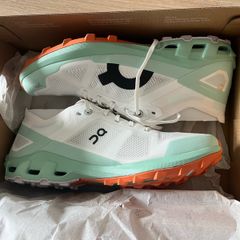 ON trail running women's UK 8.5