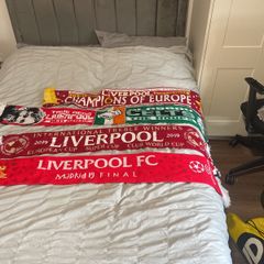 liverpool scarfs