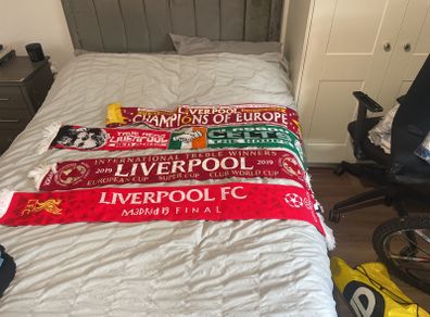 liverpool scarfs