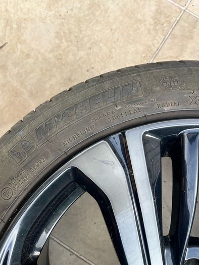Honda Civic 17 inch Wheel with Michelin Tyre