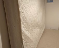 Free double mattress 135cmx190 (4'6")