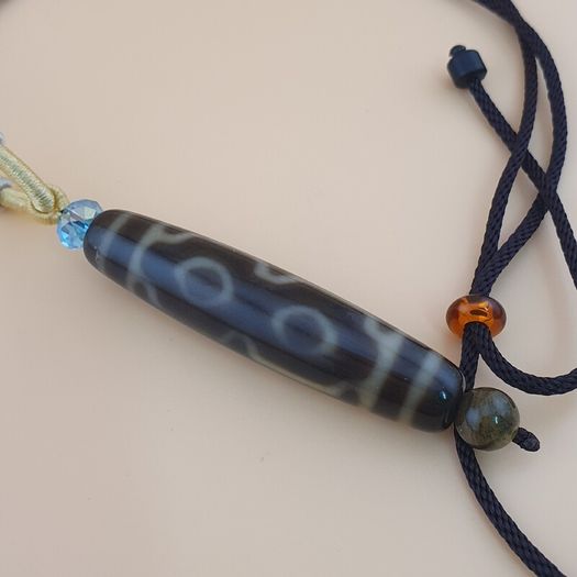 Vintage 4 Eyes Unique Pattern Himalayan Tibetan Agate Dzi Bead Amulet
