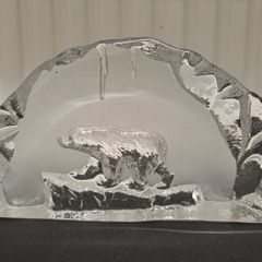 Swedish Art Glass Polar Bear Plaque Mats Jonasson Style