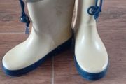 wellies beige size 9