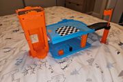 Disney Cars Copper Canyon Garage Playset