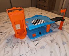 Disney Cars Copper Canyon Garage Playset