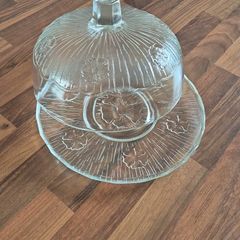 Glass serving dish