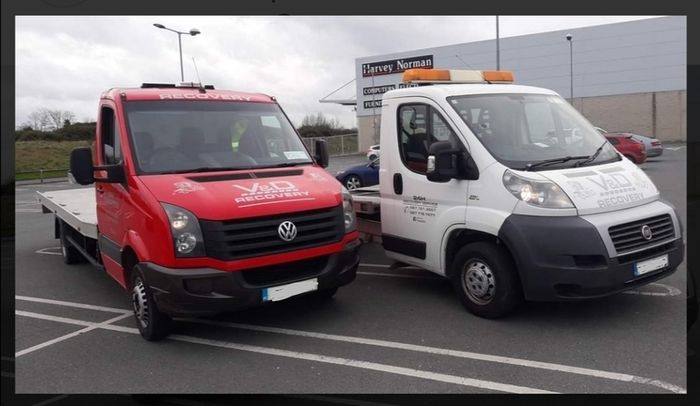 recovery truck decals / signwriting