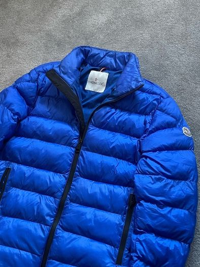 Moncler chill walk puffer size S