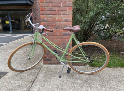 Vintage Green Step-Through City Bike (Large Frame - 56cm / 22")