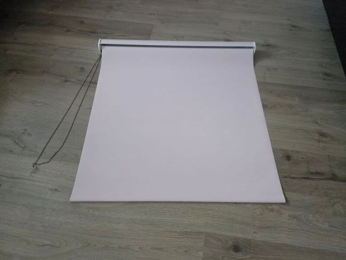 Roller Blind Pink