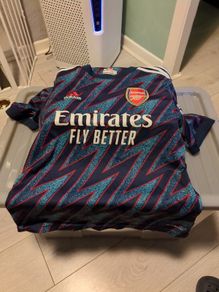 Arsenal (21/22) third jersey (10 to 11)