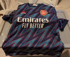 Arsenal (21/22) third jersey (10 to 11)